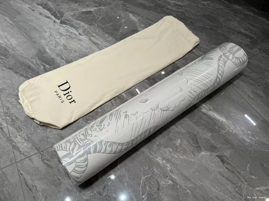 1.0 MAT YOGA CHRISTIAN 0822
